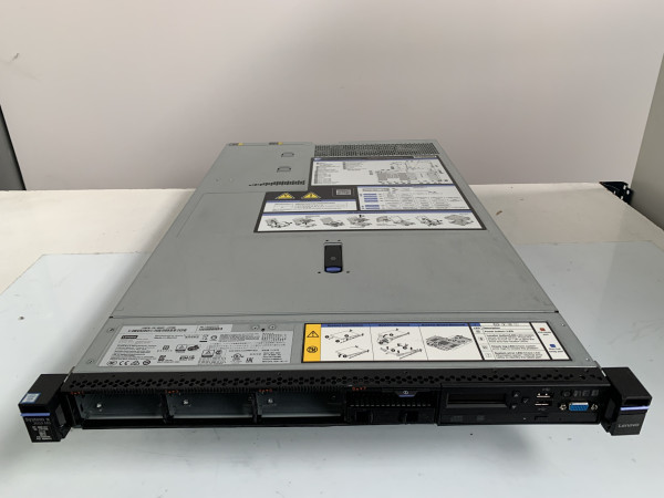 IBM System X3250 M5 1U Server Xeon E3-1220 v3 @ 3.1GHz NO RAM/No HDD/300W